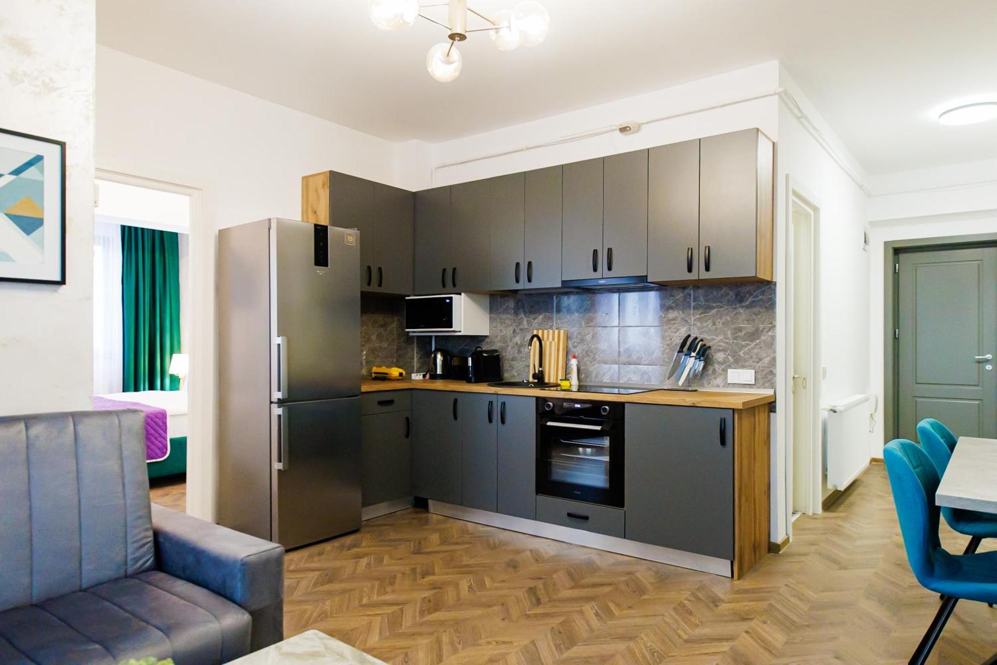 Luxury Lazar Towers Palas Mall Area Iasi Exterior foto